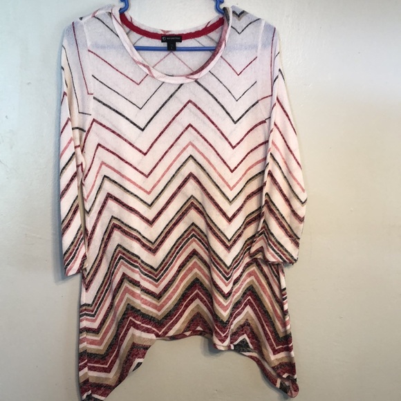 New Directions- Size L- lightweight Sweater - Picture 3 of 4
